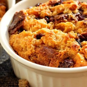 Bread Pudding with Pecan Nuts